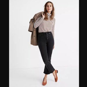 Madewell Cali Demi-Boot Jeans in Bellspring Wash: Button-Front Edition